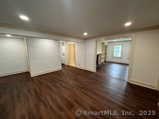 Foto del edificio - 487 Danbury Rd