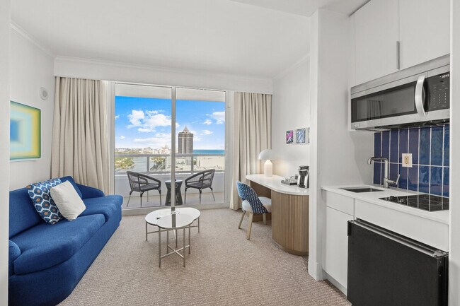 Foto del edificio - 4391 Collins Ave