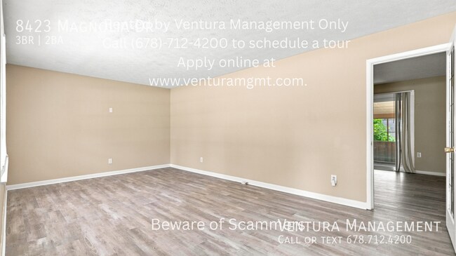 Foto del edificio - 8423 Magnolia Dr