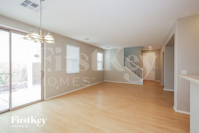 Building Photo - 10811 Mason Hill Avenue