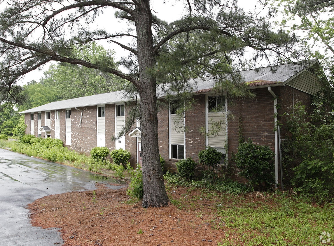 Building Photo - Conley Village
