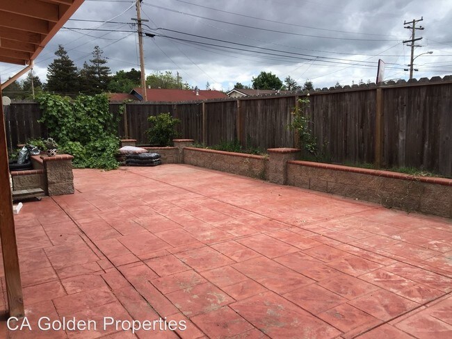 Foto del edificio - 3 br, 1 bath House - 6311 Noel Ave