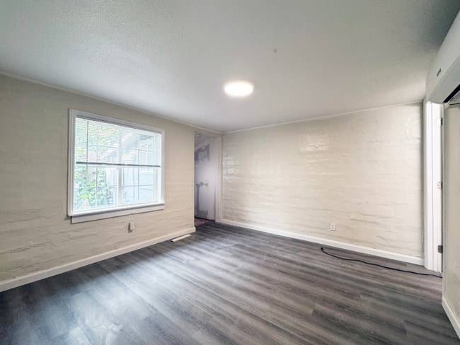 Foto del edificio - 5230 Tunson Rd