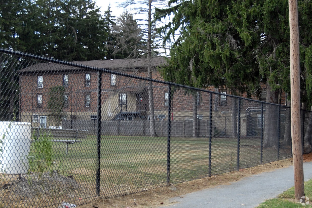 Building Photo - Shell Street Apartments
