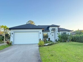 Building Photo - 3260 29th Ave NE