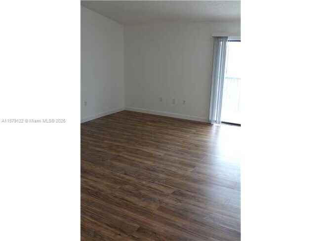 Building Photo - 468 NE 206th Ln