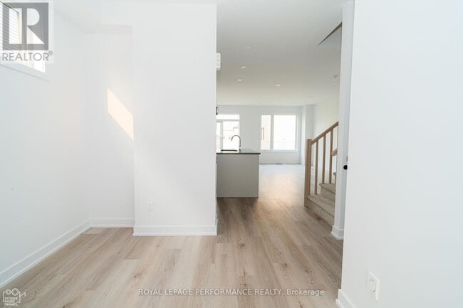 Building Photo - 99 Rappel Cir