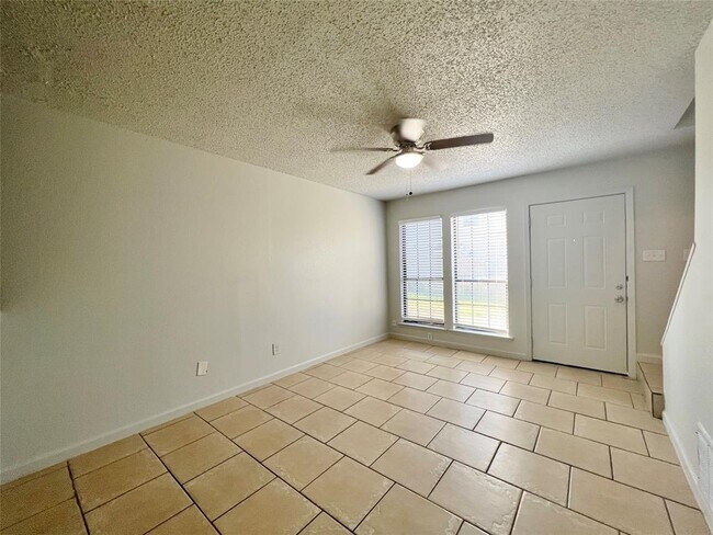 Foto del edificio - 4953 Miller Ave