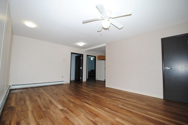 Building Photo - 2 Bed/1 Bath off Nordale Rd
