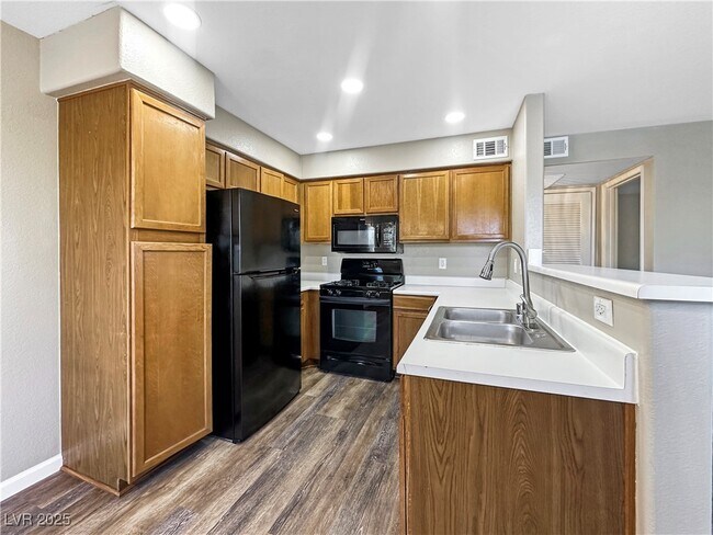 Building Photo - 5211 Caspian Springs Dr