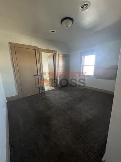 Foto del edificio - 4524 Magoun Ave