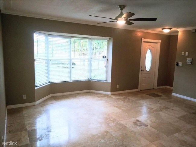 Building Photo - 4 br, 2 bath House - 3831 NW 112th Way