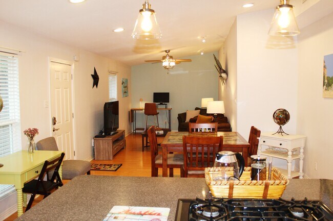 Great room including the living and dining room - 2021 Bluebonnet Ln