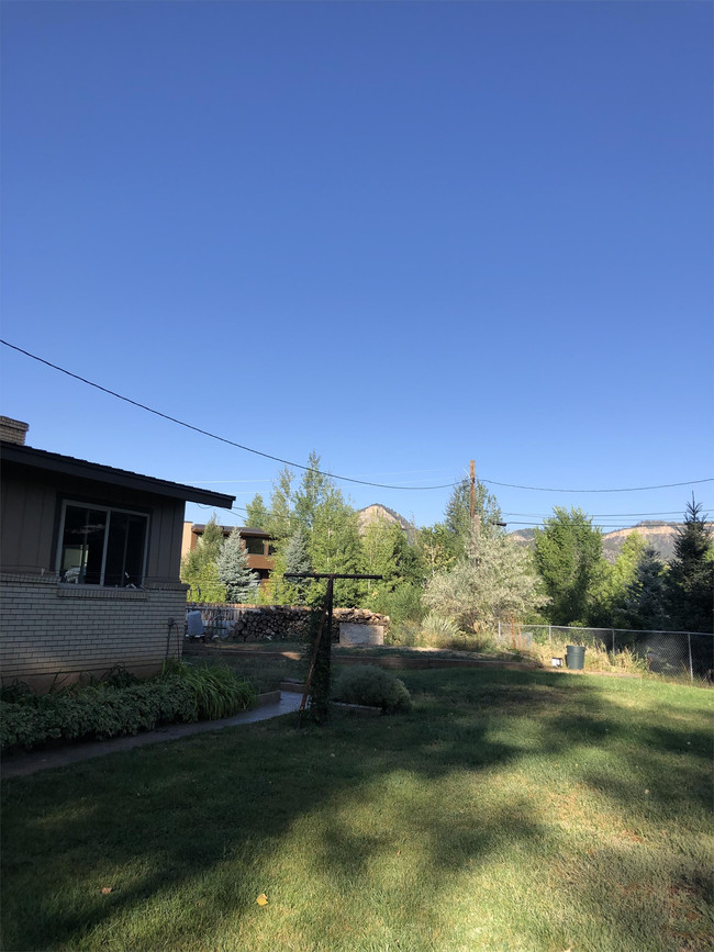 Foto del edificio - 169 Riverview Dr