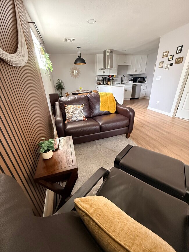 Sala de estar - 130 S Hibbert