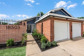 Building Photo - 18503 Willow Moss Dr
