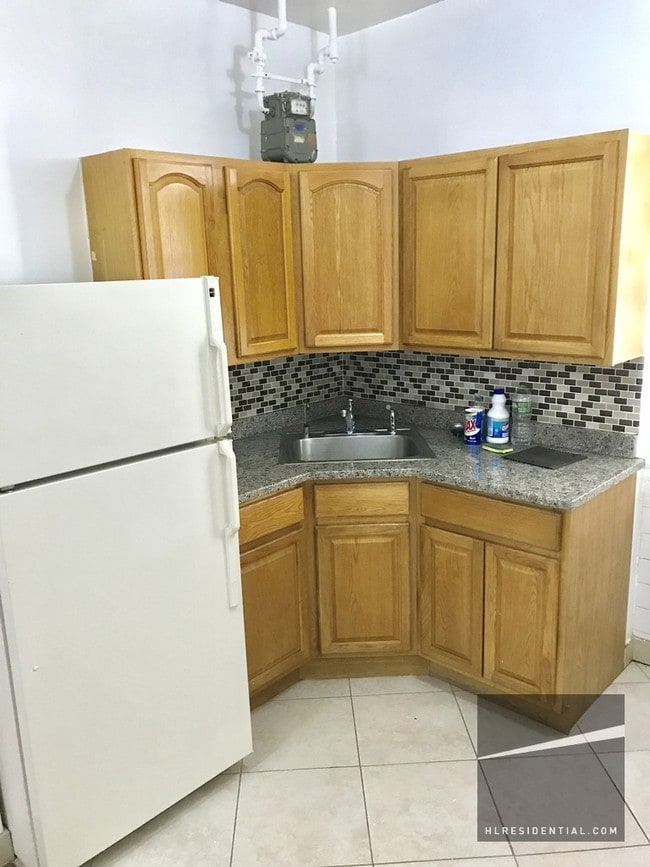 Building Photo - 2128 35th St