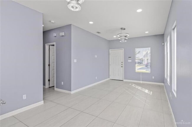 Building Photo - 1200 W Harrison Ave