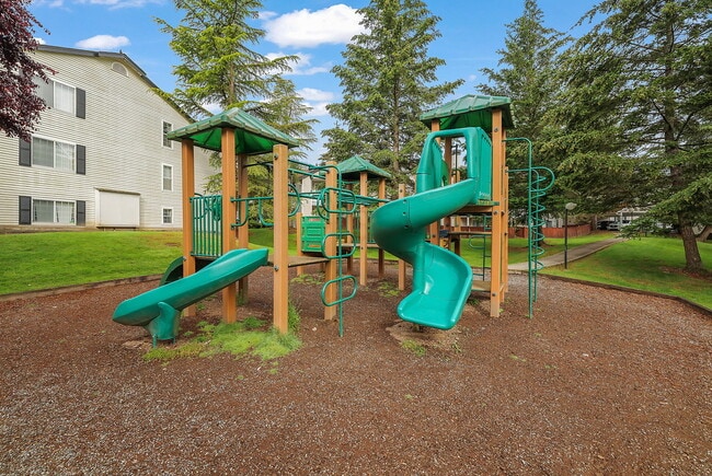 Building Photo - The Trails of Redmond