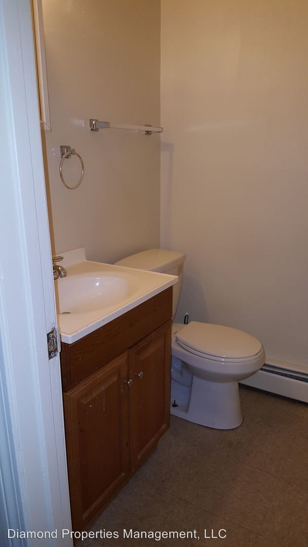 Building Photo - 487 Dixwell Ave