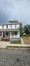 Building Photo - 210 W McNeal St
