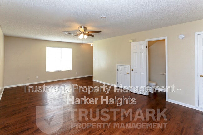 Building Photo - 3103 Courtney Ln