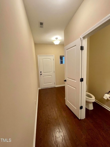 Building Photo - 2452 Baslow Dr