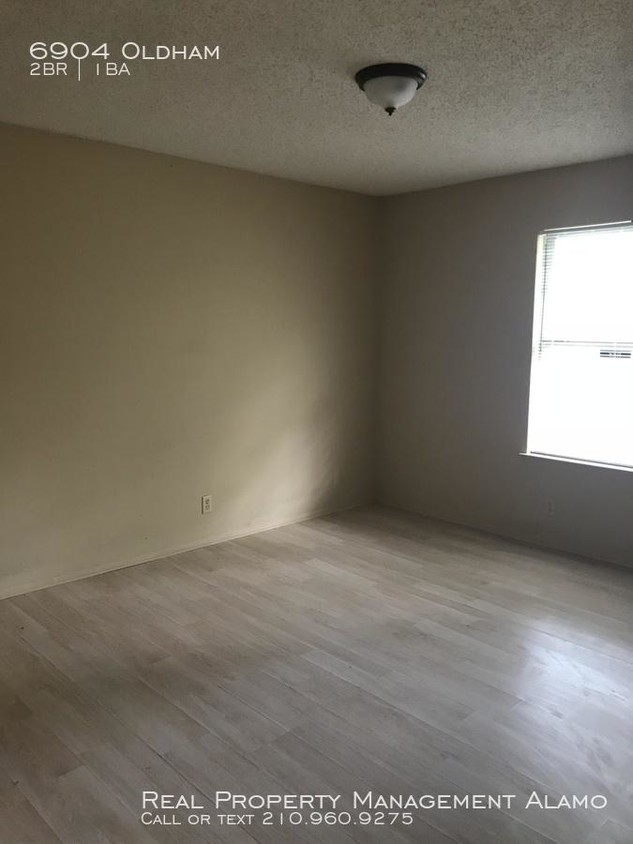 Building Photo - 2 bedroom in San Antonio TX 78239