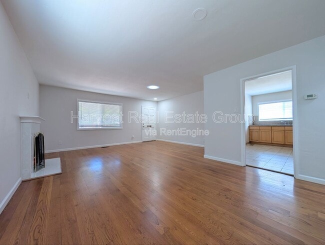 Foto del edificio - 951 Elm St