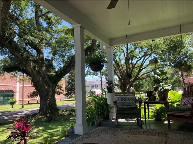 Foto del edificio - 207 N East St