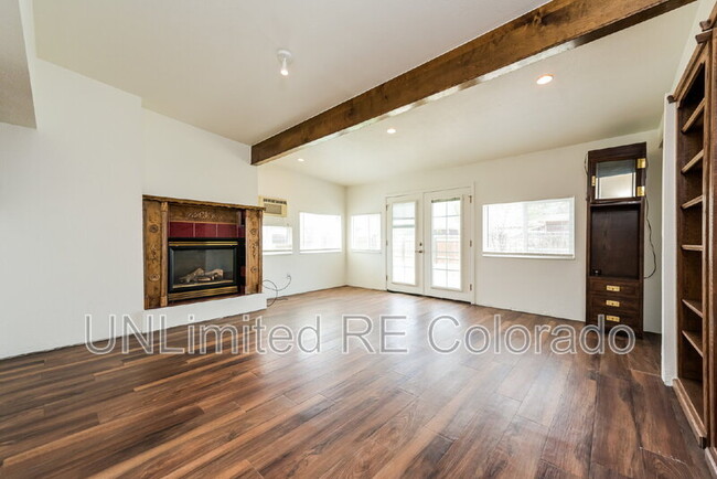 Building Photo - 5551 Tucson St
