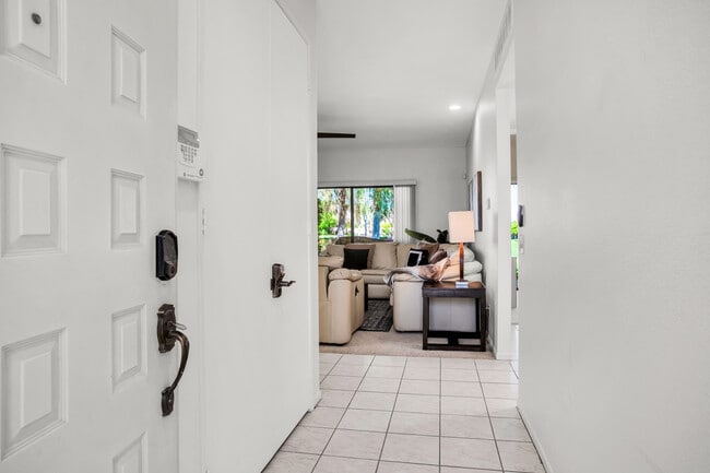Entry Way - 29142 Isleta Ct
