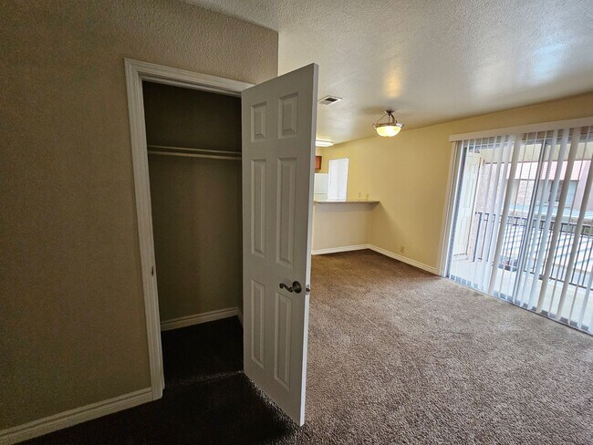 Foto del edificio - 2 Bedroom Condo located at Bella Vita!!