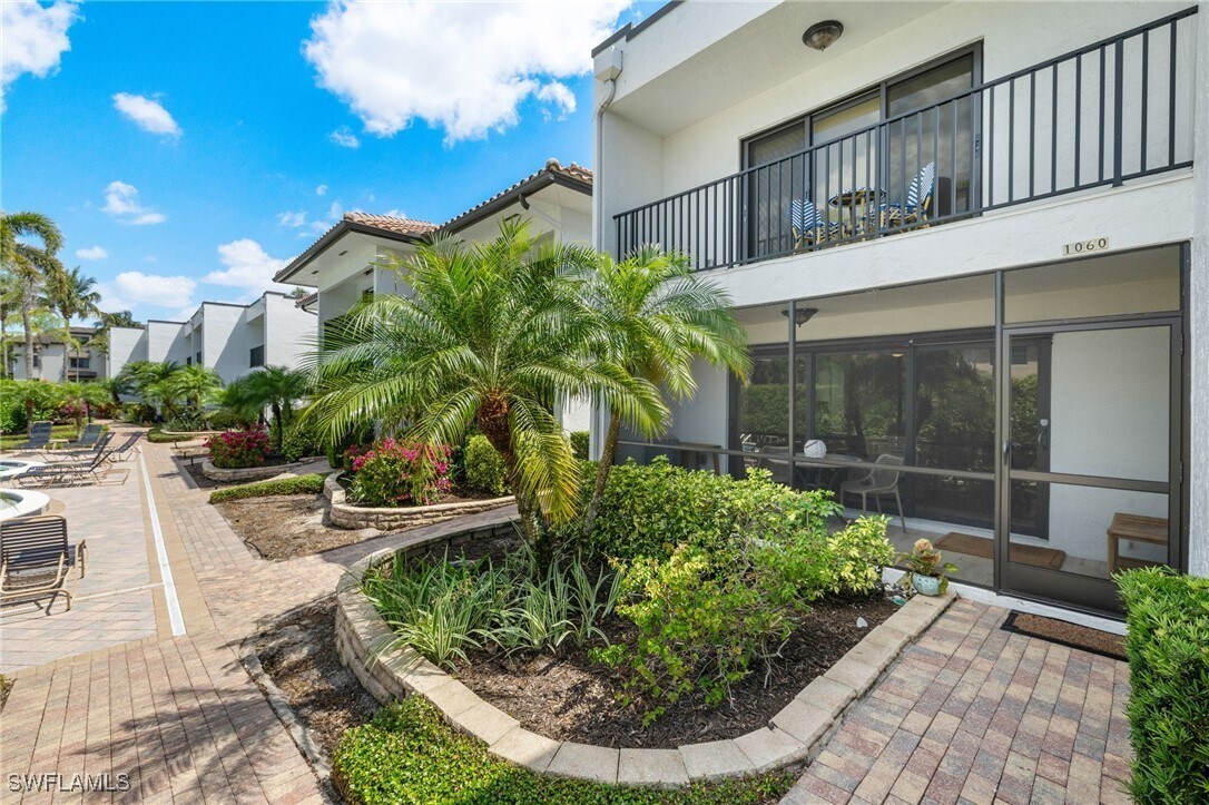 Foto principal - 1060 6th St S