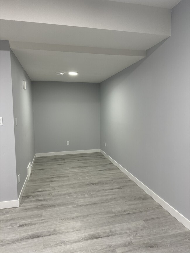 Building Photo - 1227 Plum Bnd SW
