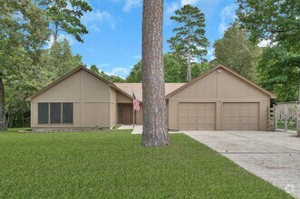 Building Photo - 5928 Sinclair Dr