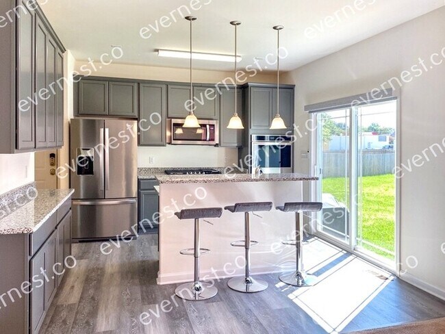 Foto del edificio - 102 Ridgeway St