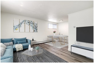 Building Photo - 2441 S York St