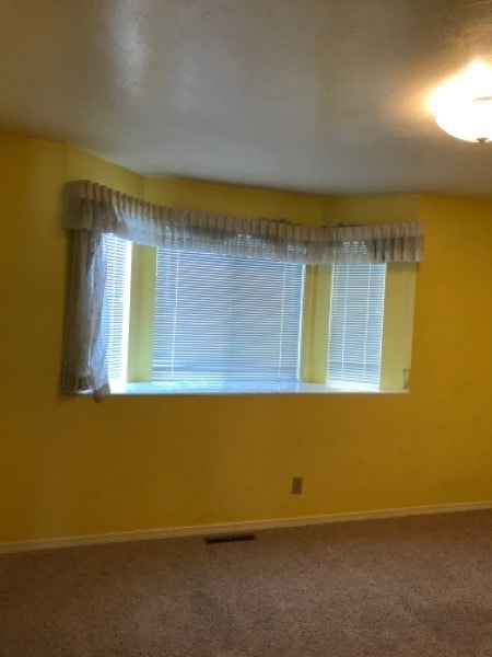 Building Photo - 1068 Mountain View Dr