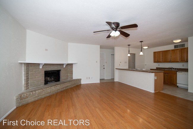 Building Photo - 3 br, 2 bath House - 739 Leading Lane