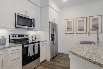 Building Photo - 5688 Gessner Rd
