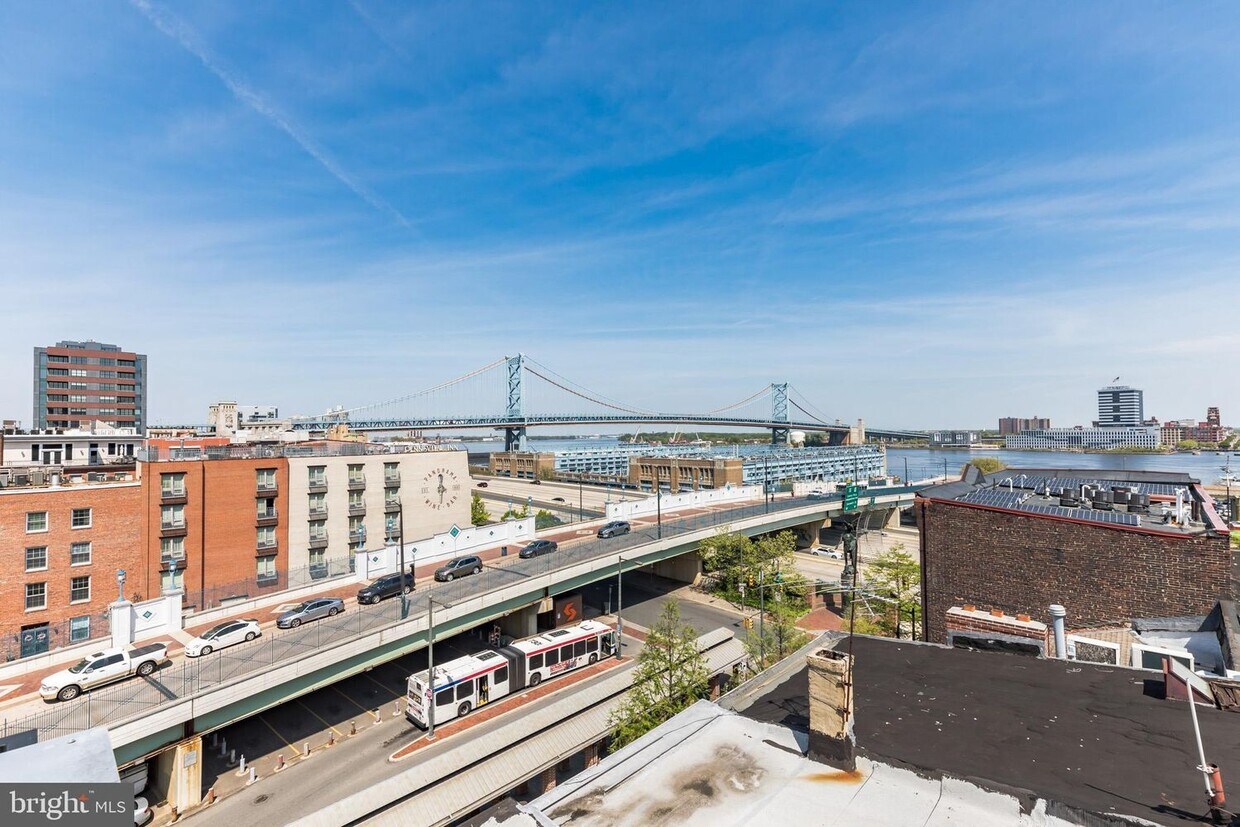 Primary Photo - 112 Market St