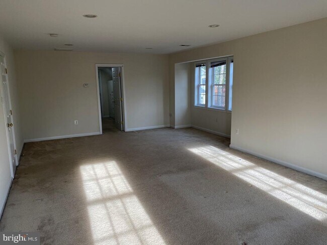 Foto del edificio - 8316 Idylwood Rd