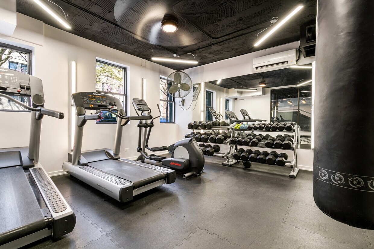 Foto del edificio - 4875 N Magnolia Ave