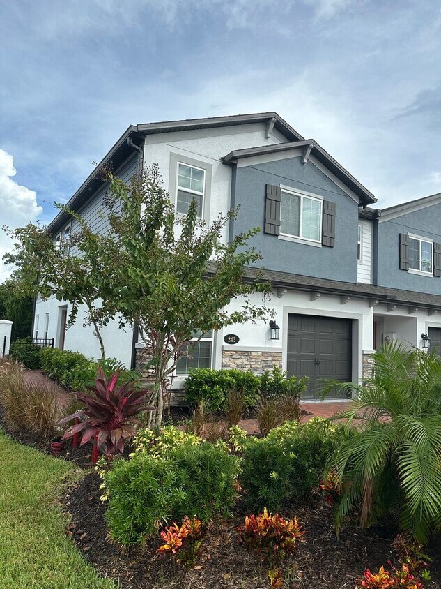 Primary Photo - New 4 Bedroom 3 Bath 1 Car Garage Townhome