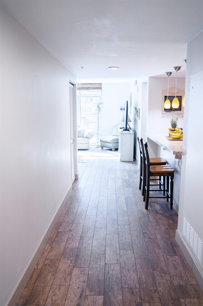Foto del edificio - 425 W Beech St