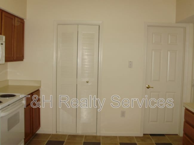 Building Photo - 8046 Harbor Walk Ln