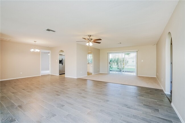 Foto del edificio - 1707 SE 8th St