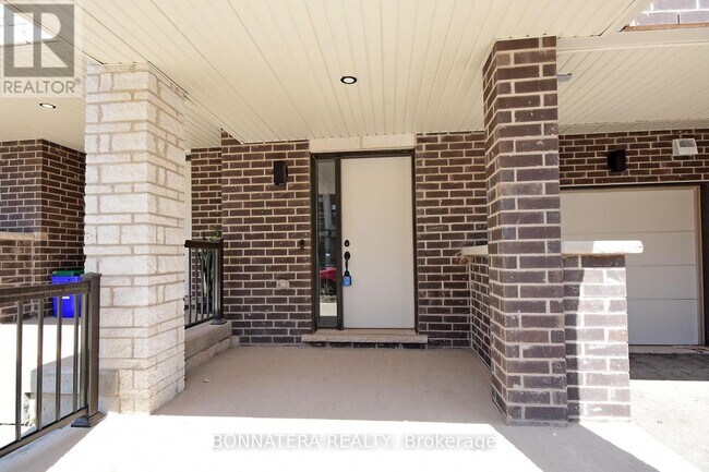 Building Photo - 2461 Belt Ln