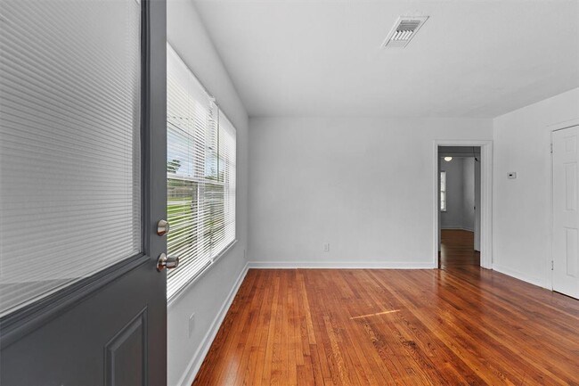 Foto del edificio - 4225 Citadel Ln